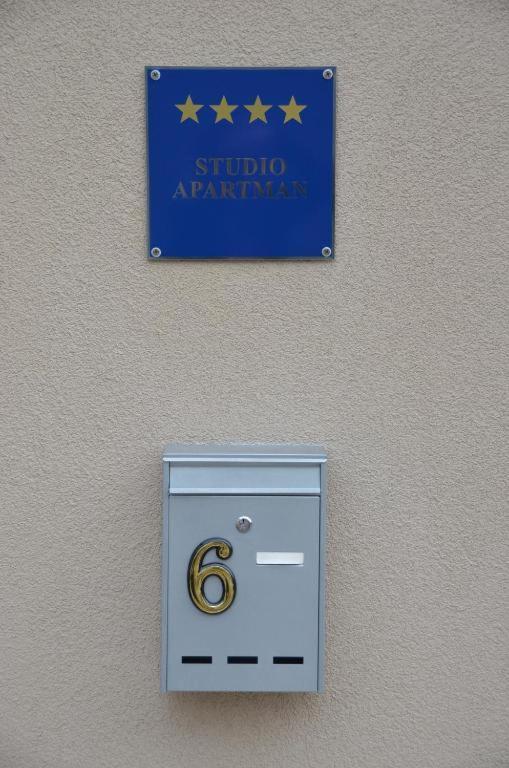Studio Apartment Above Promenade W Terrace & Parking Rabac Bagian luar foto