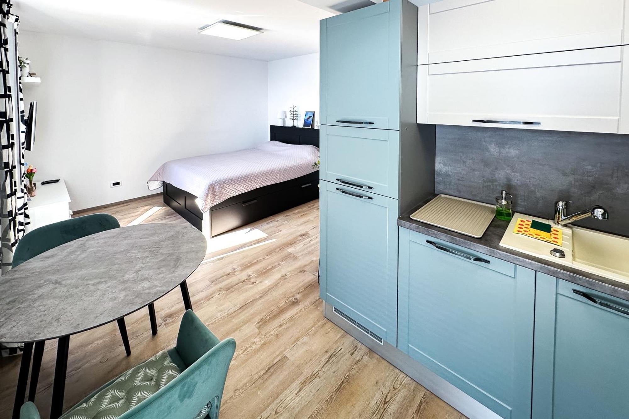Studio Apartment Above Promenade W Terrace & Parking Rabac Bagian luar foto